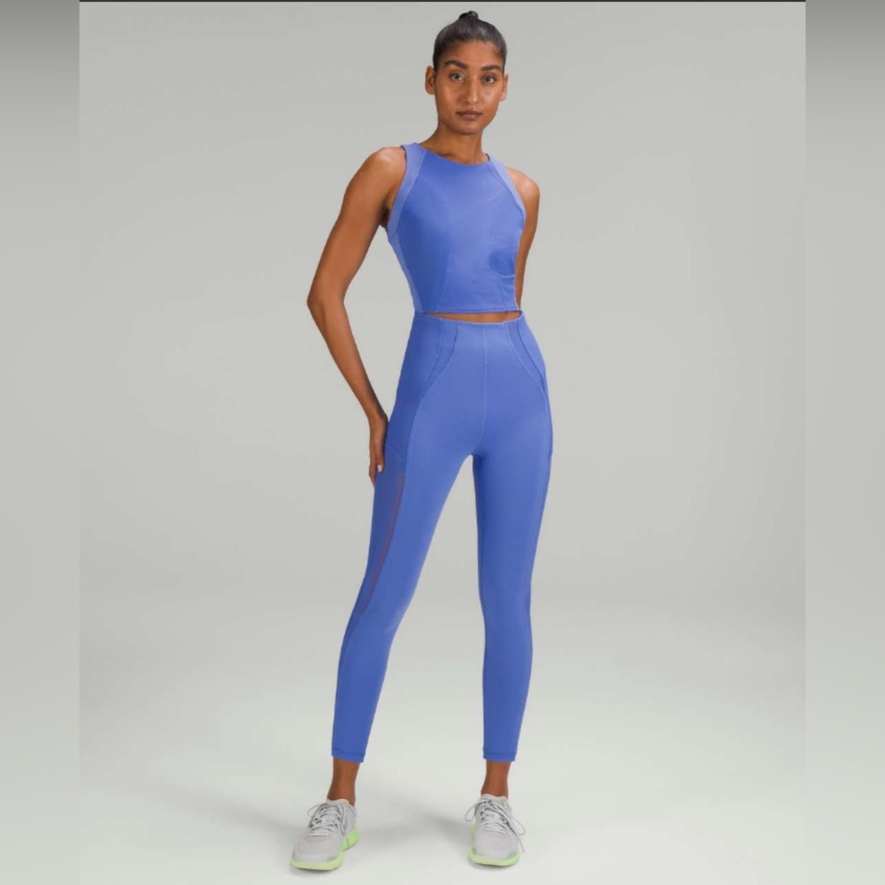 SOLD Lululemon Everlux and Mesh Super-High-Rise Training Tight 25" in Wild Indi - Picture 2 of 5